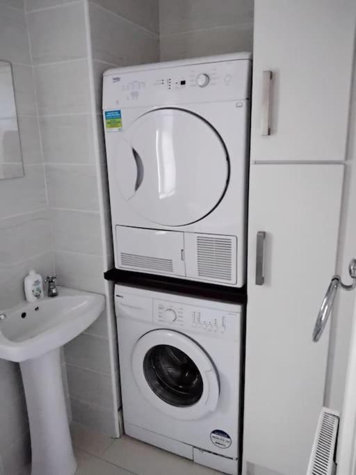 Townhouse Clifden: Located In The Heart Of Connemara Villa Eksteriør bilde