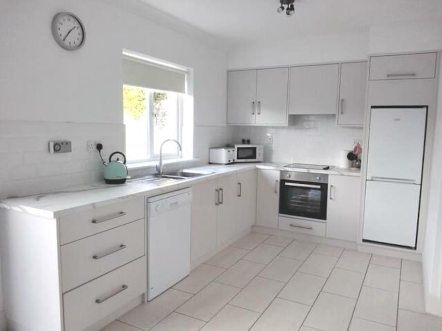 Townhouse Clifden: Located In The Heart Of Connemara Villa Eksteriør bilde