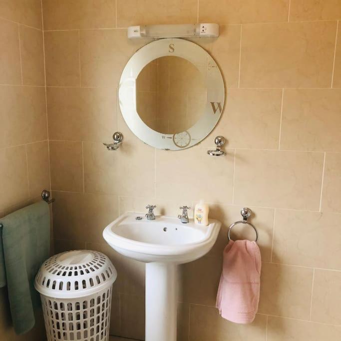 Townhouse Clifden: Located In The Heart Of Connemara Villa Eksteriør bilde